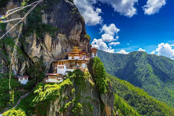 Royal Bhutan Tour Package